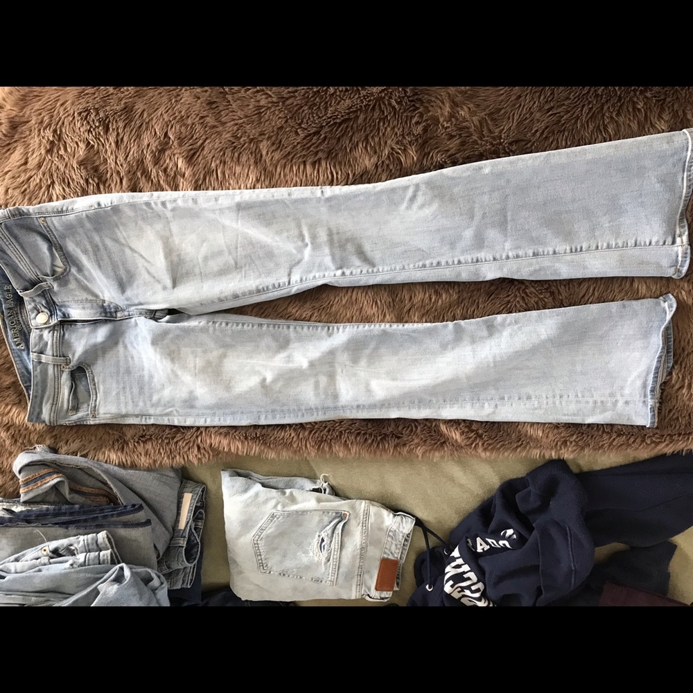 Low rise flare jean